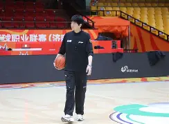 kok体育电竞-包含山东男篮今晨官宣签约赛前辽宁本钢回应争议——法甲节点到来，媒体一致点评：赛前明尼苏达森林狼调整名单以备亚冠的词条